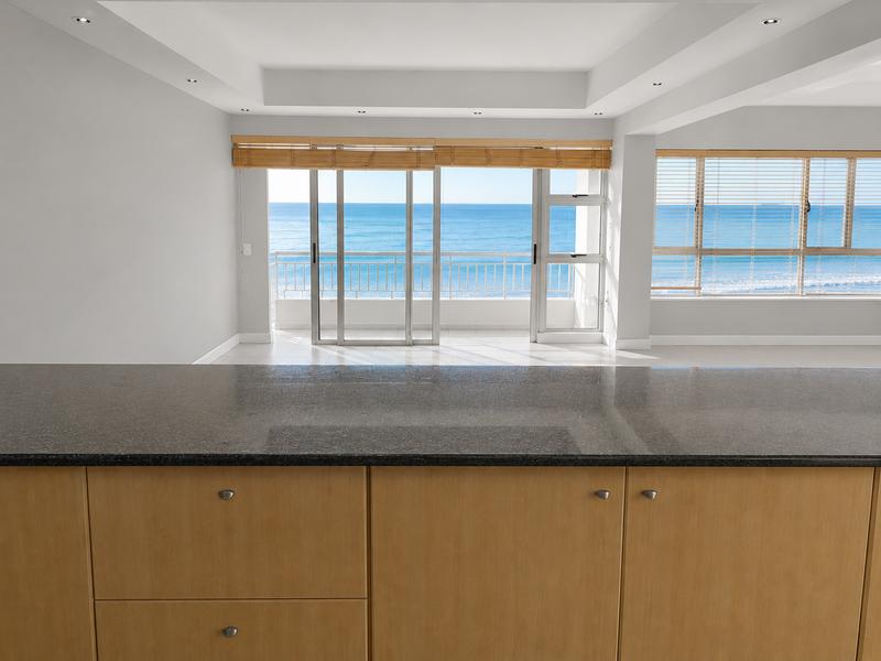 3 Bedroom Property for Sale in Mouille Point Western Cape